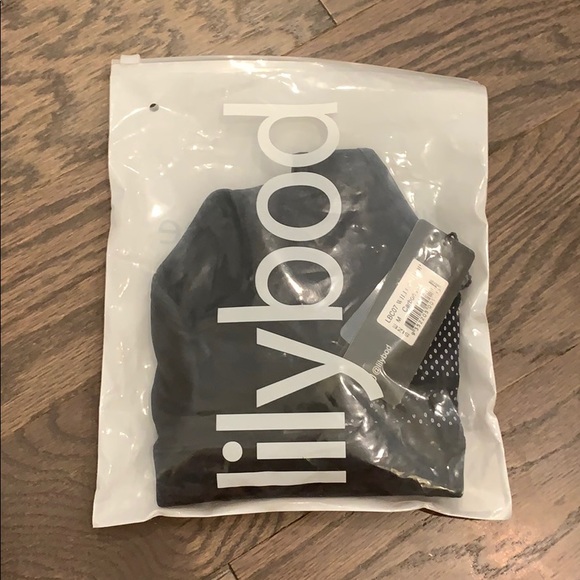 NWT Lily Bod - Willow Crop (M) - Carbon - Picture 5 of 5